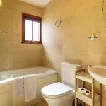 Ground Floor Twin King Bed Option Free Parking 아파트