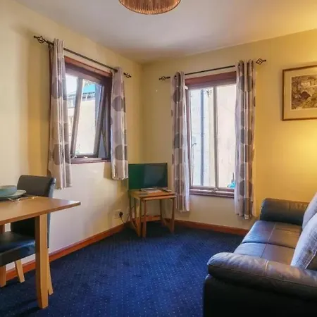 Ground Floor Twin King Bed Option Free Off Street Parking Apartment Broughton in Furness