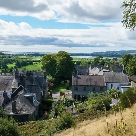 Ground Floor Twin King Bed Option Free Parking * ブロートン・イン・ファーネス